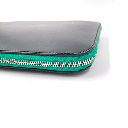 Lisen Travel Case in Veg Tanned Leather - Black & Green